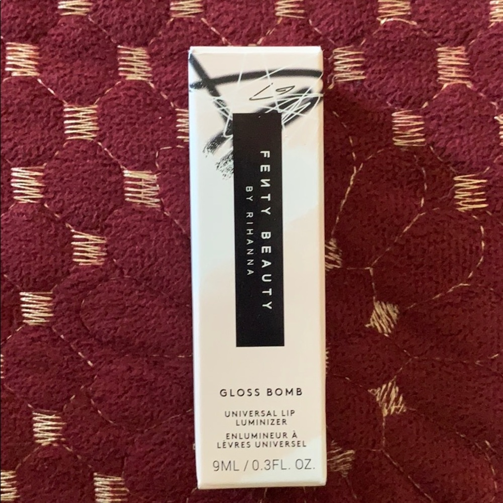 Brand new Fenty Beauty Gloss Bomb in Fussy